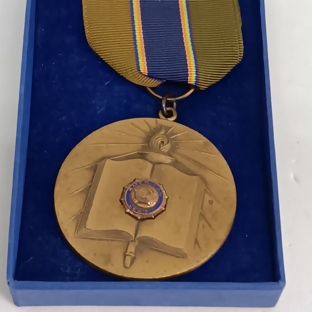 VINTAGE 1950s American Legion School Award Medal - L.G. Balfour Co, Blank back